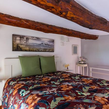 Toledo House Apartments Napoli Bagian luar foto
