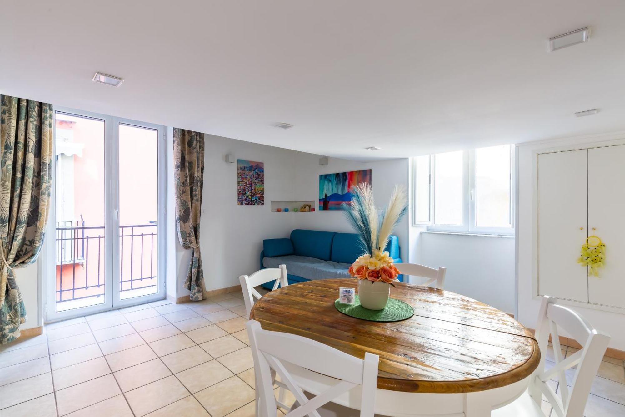 Toledo House Apartments Napoli Bagian luar foto
