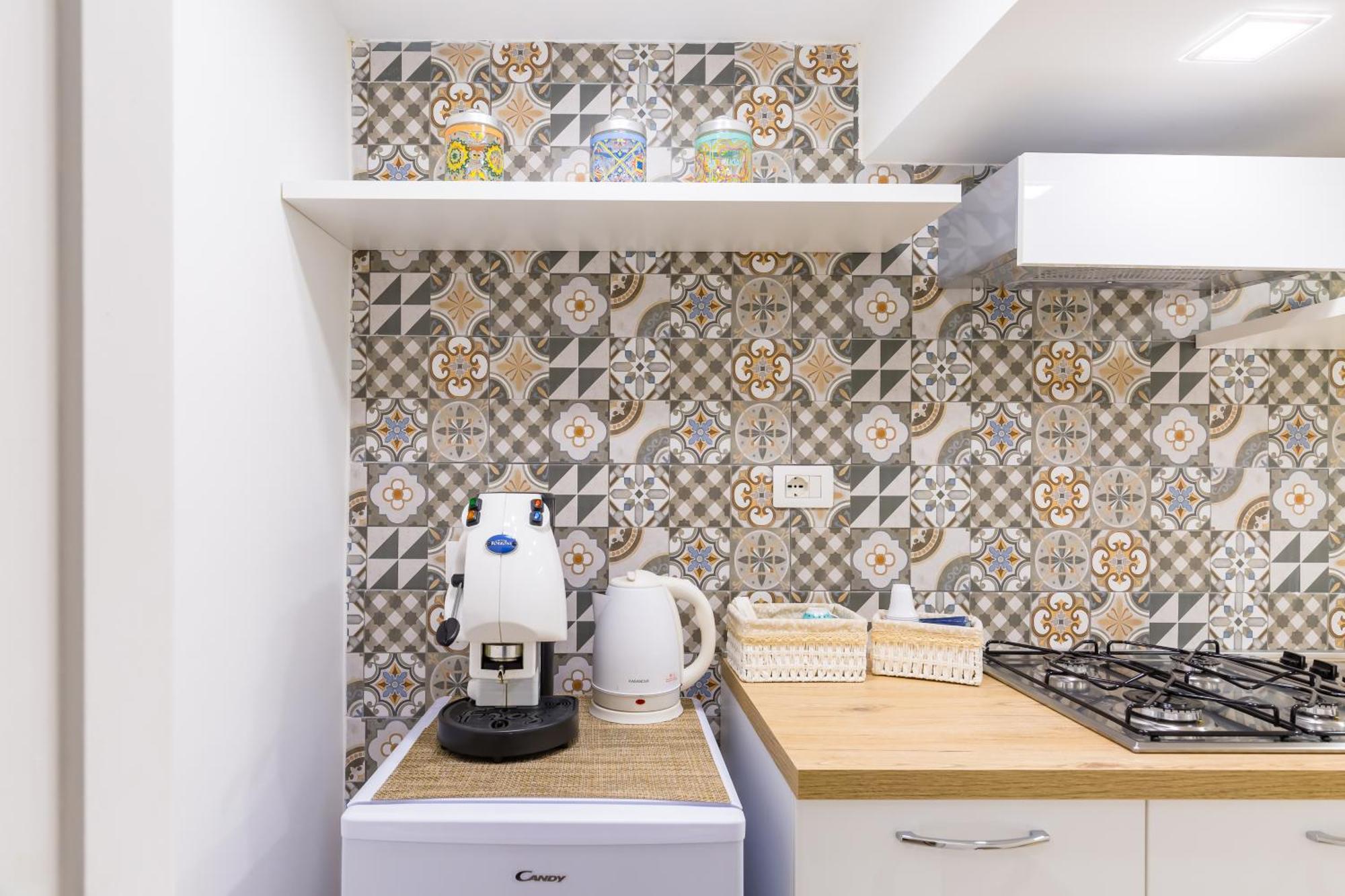 Toledo House Apartments Napoli Bagian luar foto