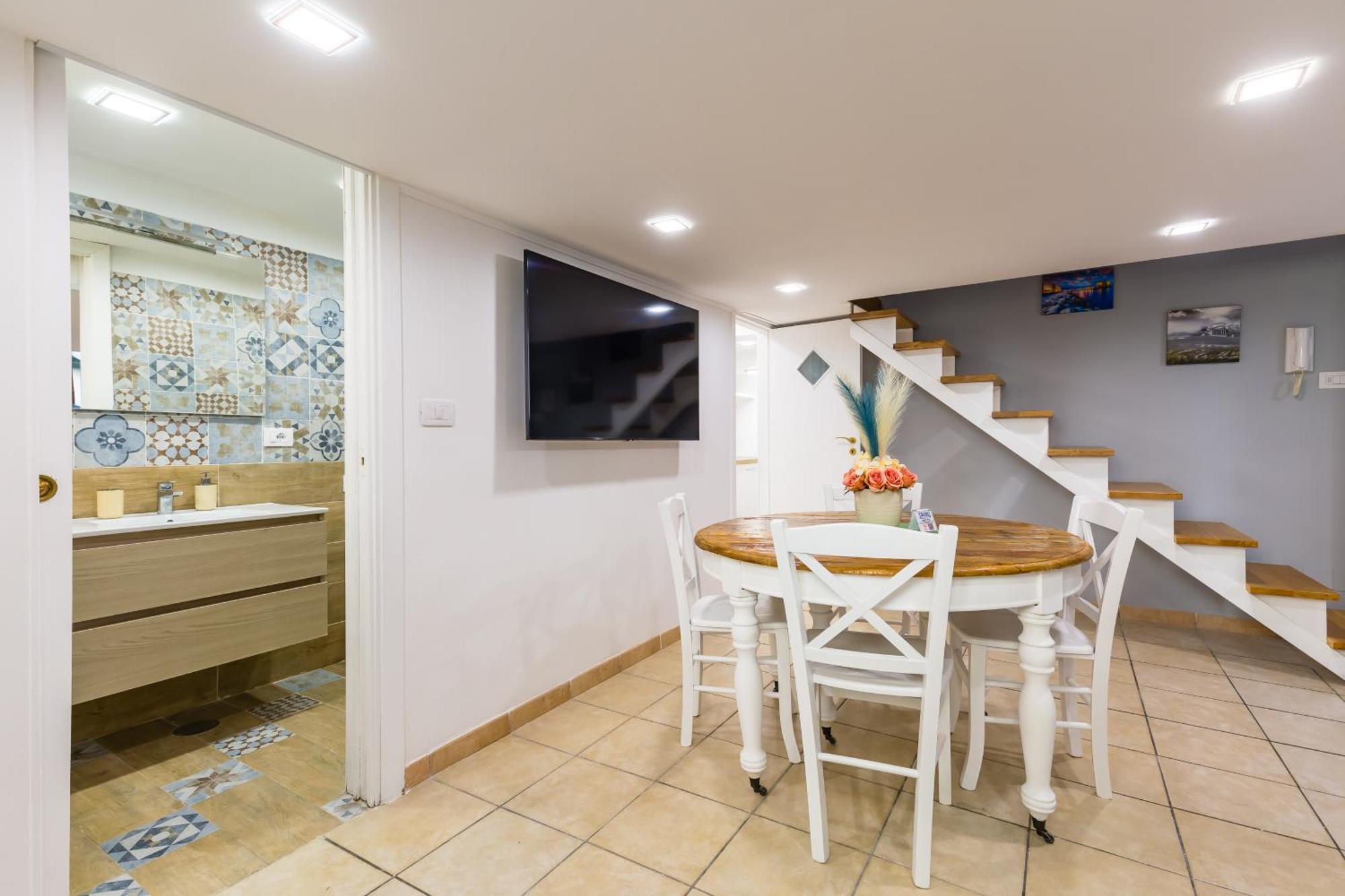 Toledo House Apartments Napoli Bagian luar foto