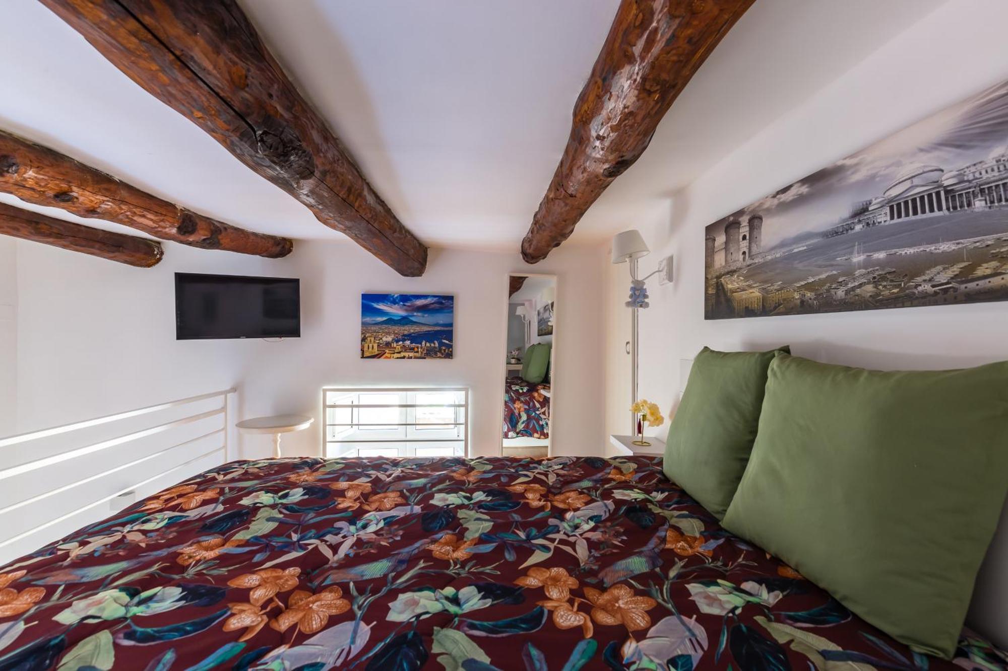 Toledo House Apartments Napoli Bagian luar foto