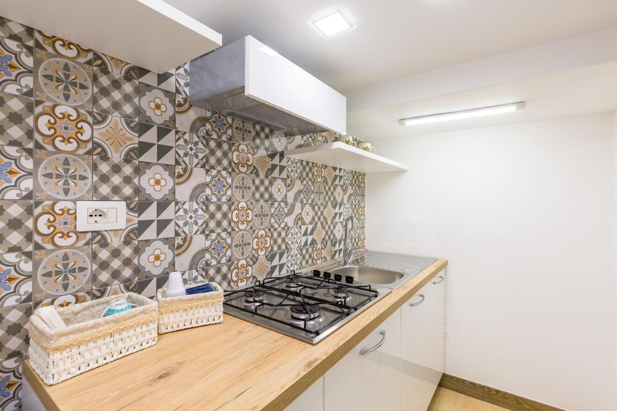 Toledo House Apartments Napoli Bagian luar foto