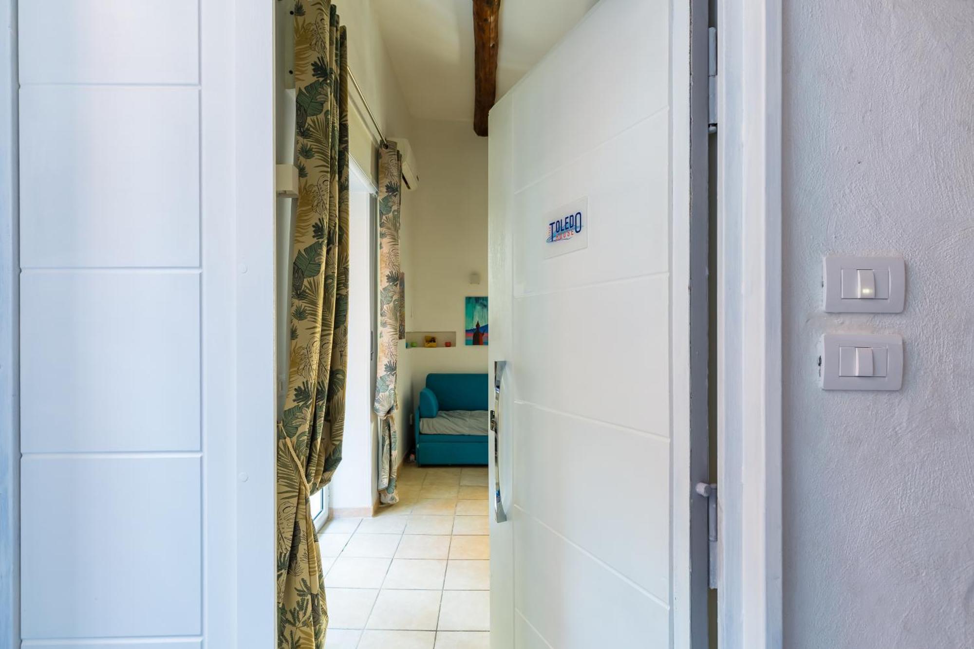 Toledo House Apartments Napoli Bagian luar foto
