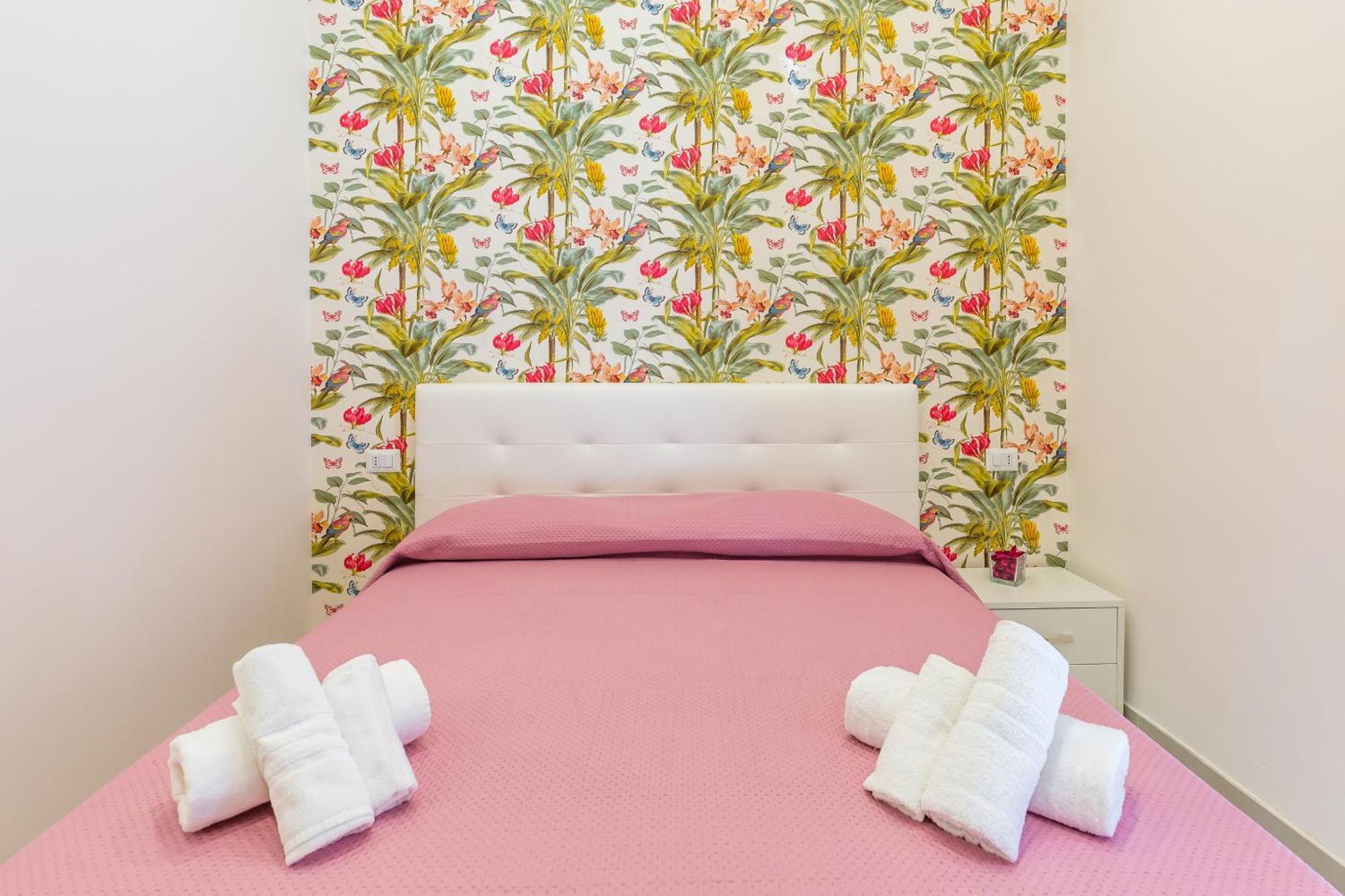 Toledo House Apartments Napoli Bagian luar foto