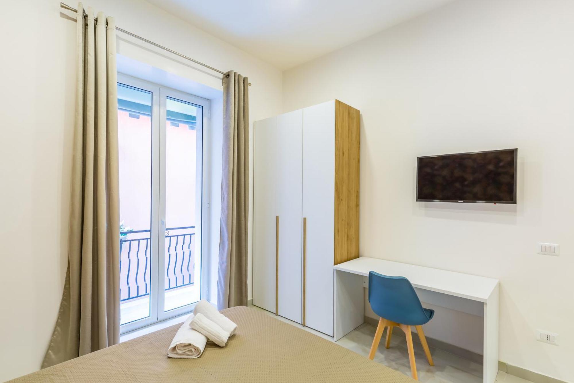 Toledo House Apartments Napoli Bagian luar foto